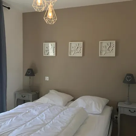 Les Mazets Et D'uzes * Arpaillargues-et-Aureillac