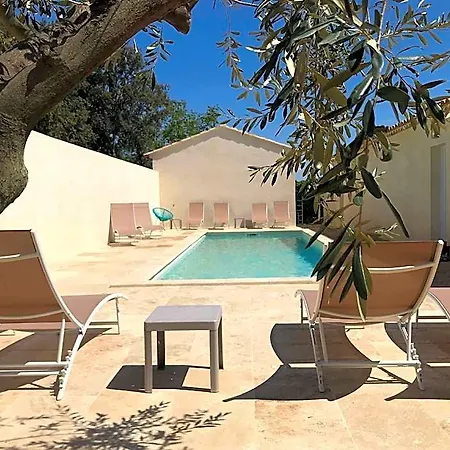 Holiday home Les Mazets Et D'uzes *