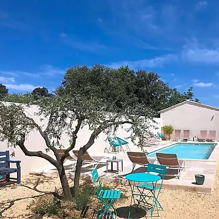 Les Mazets Et D'uzes * Arpaillargues-et-Aureillac