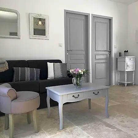 Les Mazets Et D'uzes Holiday home *