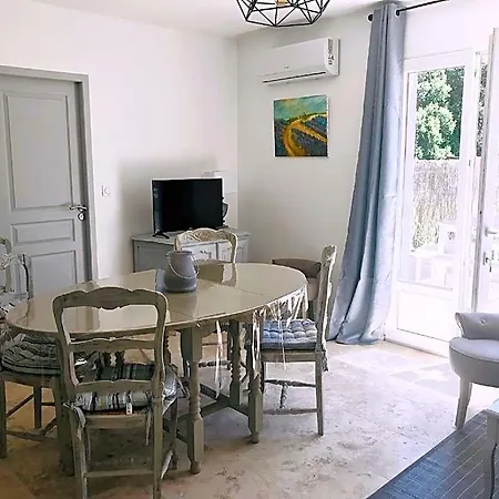 Les Mazets Et D'uzes Holiday home